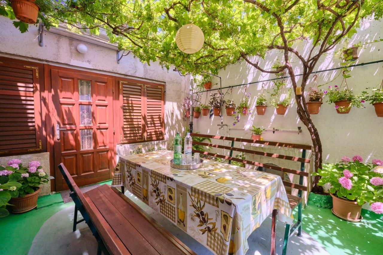 Apartman Ana Mali Lošinj Exterior foto